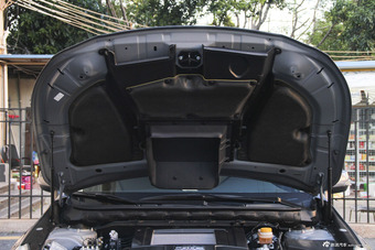 2015款傲虎 2.0DIT 尊贵版