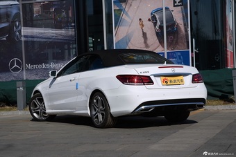2014款奔驰E260 2.0T自动敞篷版