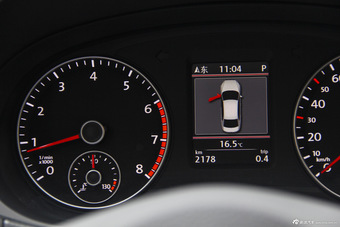 2015款帕萨特2.0T自动DSG至尊版