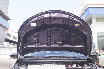 2014款威驰1.5L自动智臻版