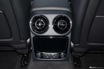 2016款捷豹XJL 2.0T自动两驱典雅商务版