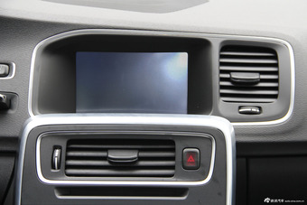 2016款沃尔沃S60L 1.5T自动 T3智行版