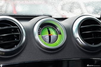 2016款北京BJ40L 2.3T自动四驱尊享版