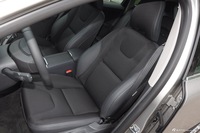 2016款沃尔沃XC60 2.0T T5智行版