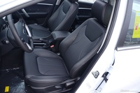 2016款吉利帝豪1.3T手动三厢向上版