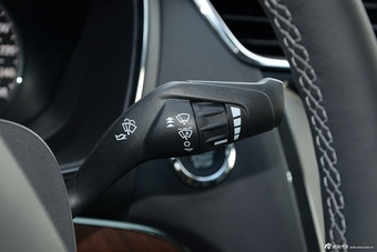 2015款金牛座2.7T自动旗舰型