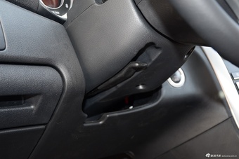 2016款奔腾B90 1.8T自动尊贵型十周年纪念版