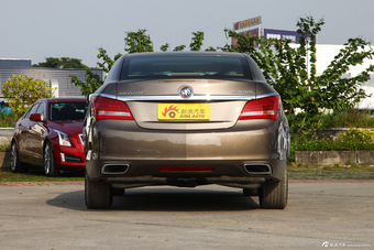 2013款君越2.4L SIDI自动领先舒适型