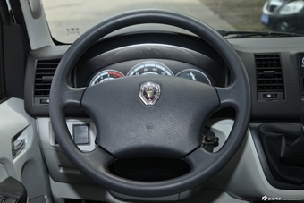 2013款金杯新海狮2.2L豪华型V22