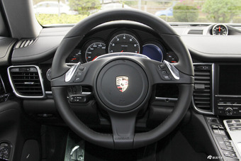 2014款保时捷Panamera 4S Sport Edition 3.0T自动