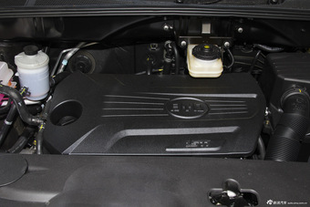 2015款比亚迪S7升级版1.5T手动尊贵型