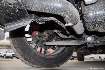 2015款中华V3 1.5T手动都市型