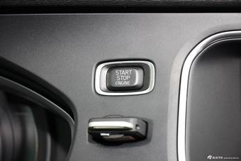 2015款沃尔沃V40到店实拍