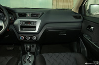 2015款起亚K2 1.4L自动GLS三厢