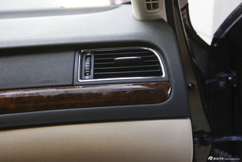 2013款斯柯达速派1.8T手自一体名仕版