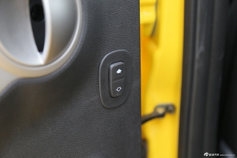 2014款悦悦J2 1.0L手动豪华型