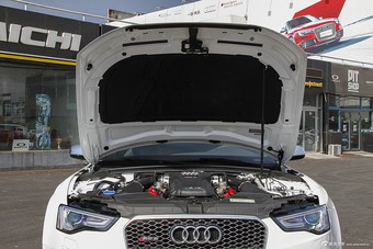 2014款奥迪RS5 Coupe 4.2L自动特别版图片