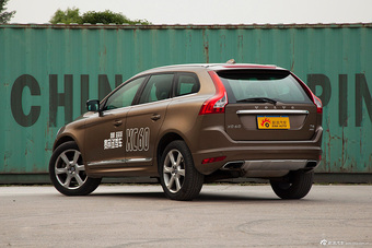 2015款沃尔沃XC60 T6 AWD