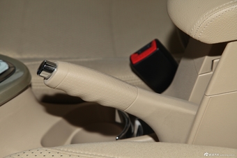 2013款中华H330 1.5L自动舒适型