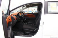 2014款爱唯欧两厢1.6L自动风尚版到店实拍