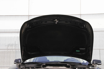 2015款英菲尼迪Q70L 2.5L豪华版