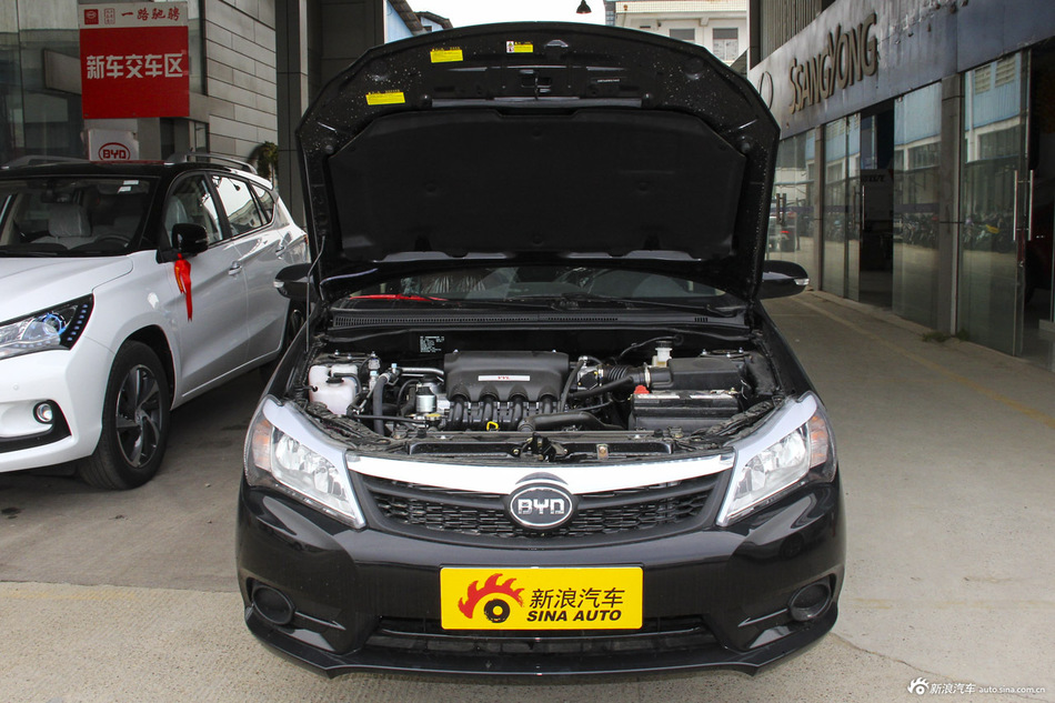 2015款比亚迪F3节能版1.5L手动豪华型