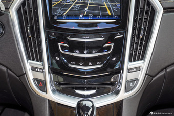 2015款凯迪拉克SRX 3.0L自动领先型