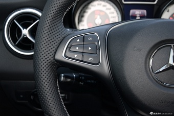 2016款奔驰CLA级 CLA200 1.6T自动动感型