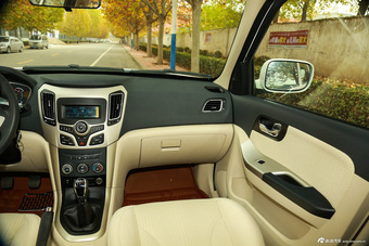 2015款海马S7改款2.0L手动纵驰型