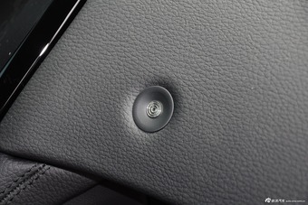 2015款捷豹XJL80周年版