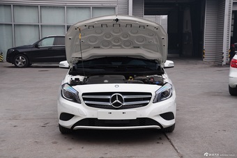 2015款奔驰A200 1.6T自动图片