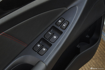 2015款逸动XT 1.6L手动俊酷型国IV