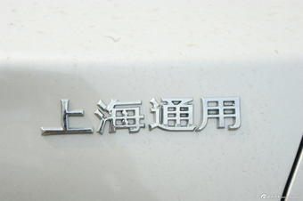 2013款英朗GT