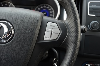 2016款风神AX3 1.5L手动尚酷型