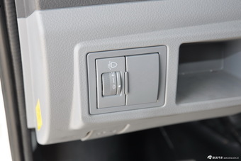 2014款启腾M70 1.2L创业型