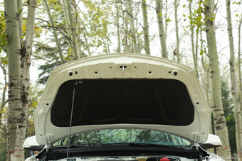 2015款海马福美来1.6L手动悦尚型