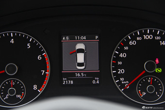 2015款帕萨特2.0T自动DSG至尊版