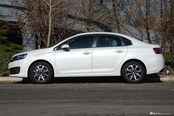 2016款雪铁龙C4世嘉1.6L手动豪华型