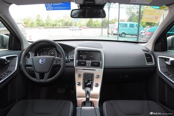2016款沃尔沃XC60 2.0T T5智行版