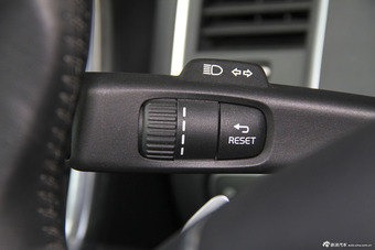 2015款沃尔沃XC60 2.0T T5 AWD智驭版