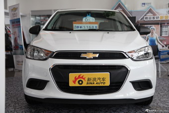 2014款爱唯欧三厢1.4L手动舒享版