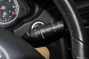 2012款中华V5 1.5T自动四驱豪华型