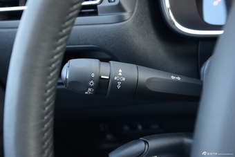 2016款雪铁龙C4世嘉1.6L手动豪华型