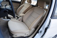 2015款绅宝D20两厢1.5L自动乐享版