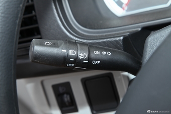 2013款金杯新海狮2.2L豪华型V22