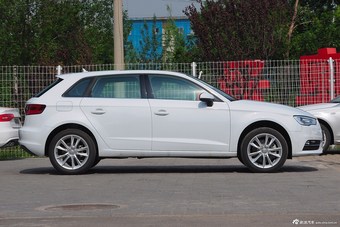 2015款奥迪A3 Sportback40TFSI舒适型