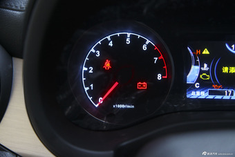 2016款比亚迪宋1.5TI手动尊贵型