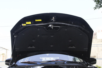 2015款比亚迪S7升级版1.5T手动尊贵型