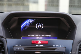 2013款讴歌ILX 2.0L自动精锐版