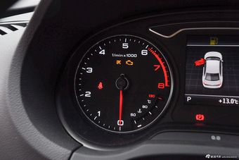 2015款奥迪A3 Limousine 1.4T自动35TFSI 300万纪念乐享版